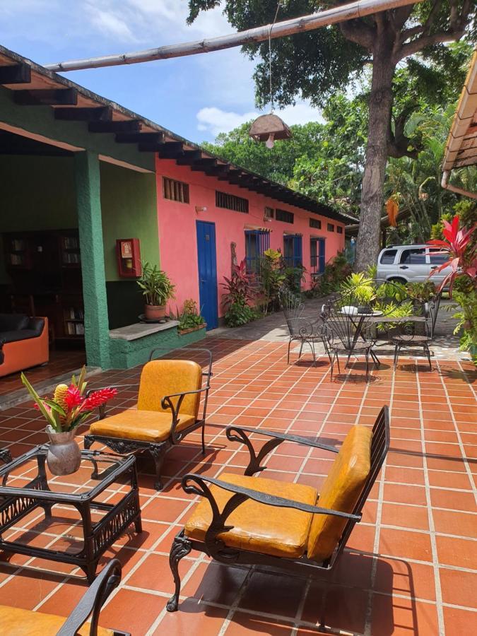 Hostal Nova Colonial Puerto Colombia Extérieur photo
